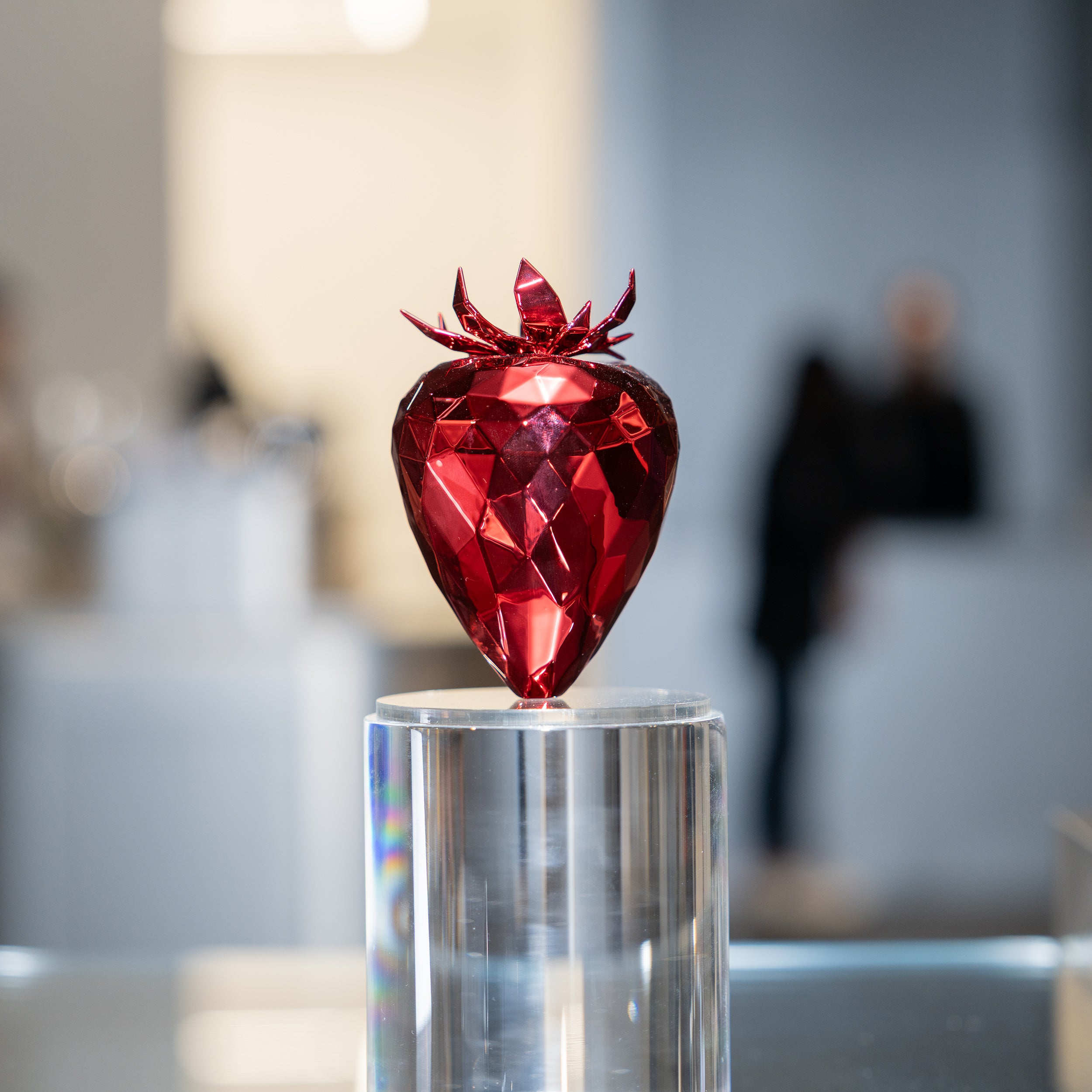 空山基回顧展　クリスタルストロベリー(RED) Crystal Strawberries Red – NANZUKA Online Store